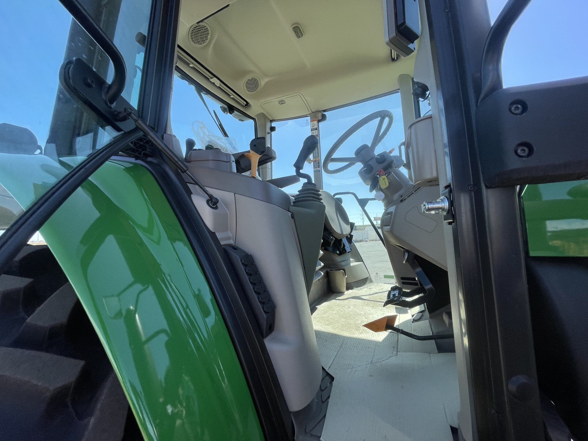 2024 John Deere 6155M Image 22