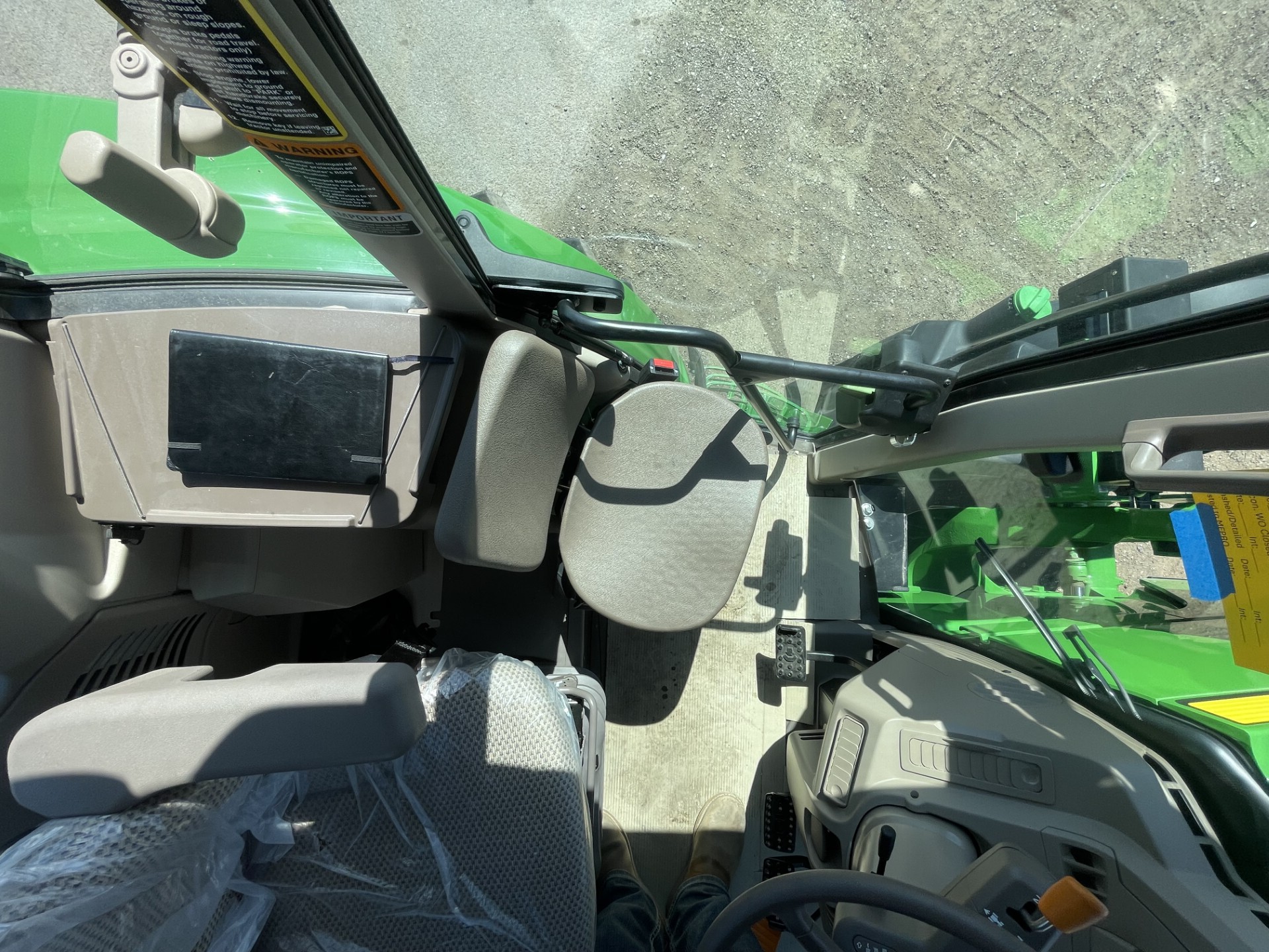 2024 John Deere 6155M Image 29