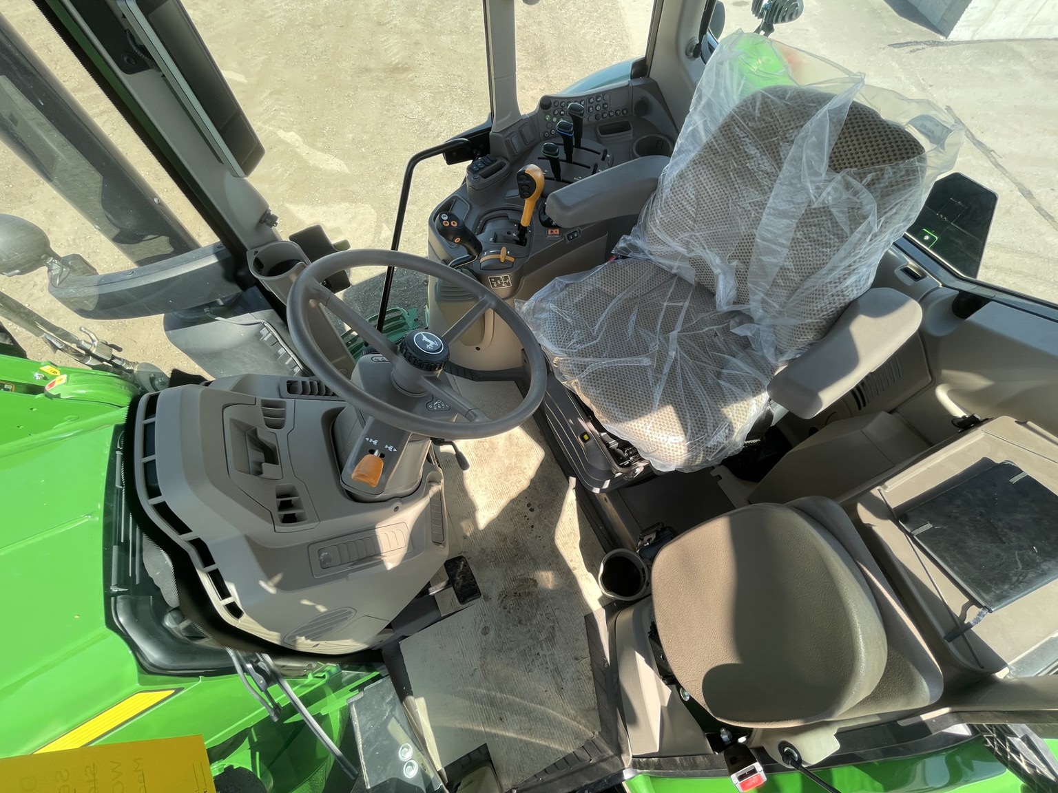 2024 John Deere 6155M Image 25
