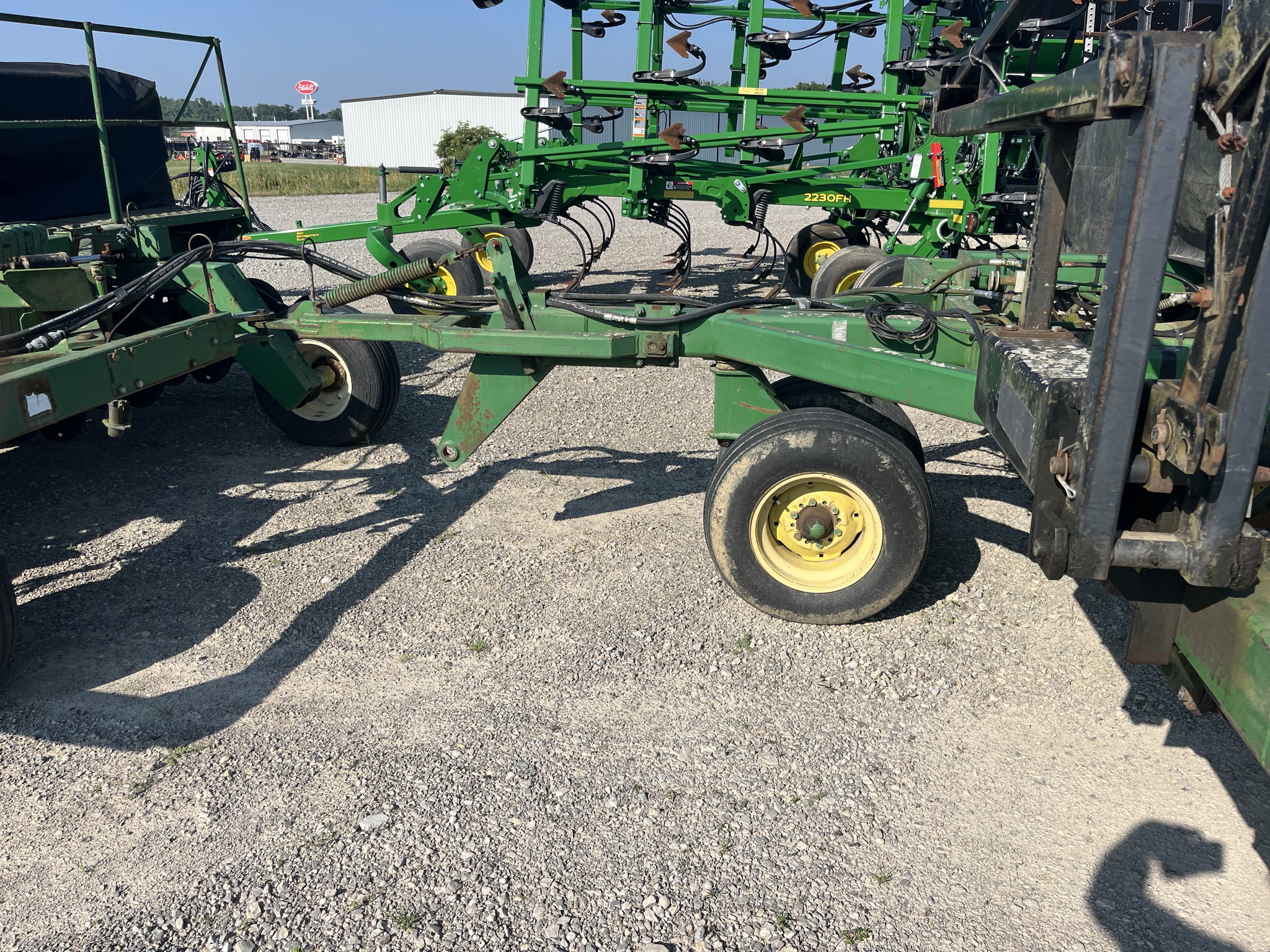 1992 John Deere 750 Image 10