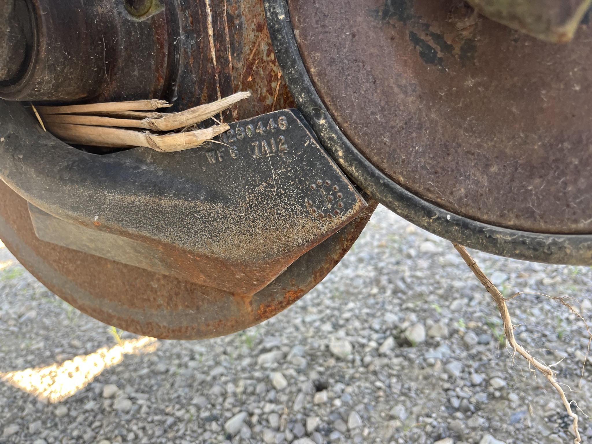 1992 John Deere 750 Image 14