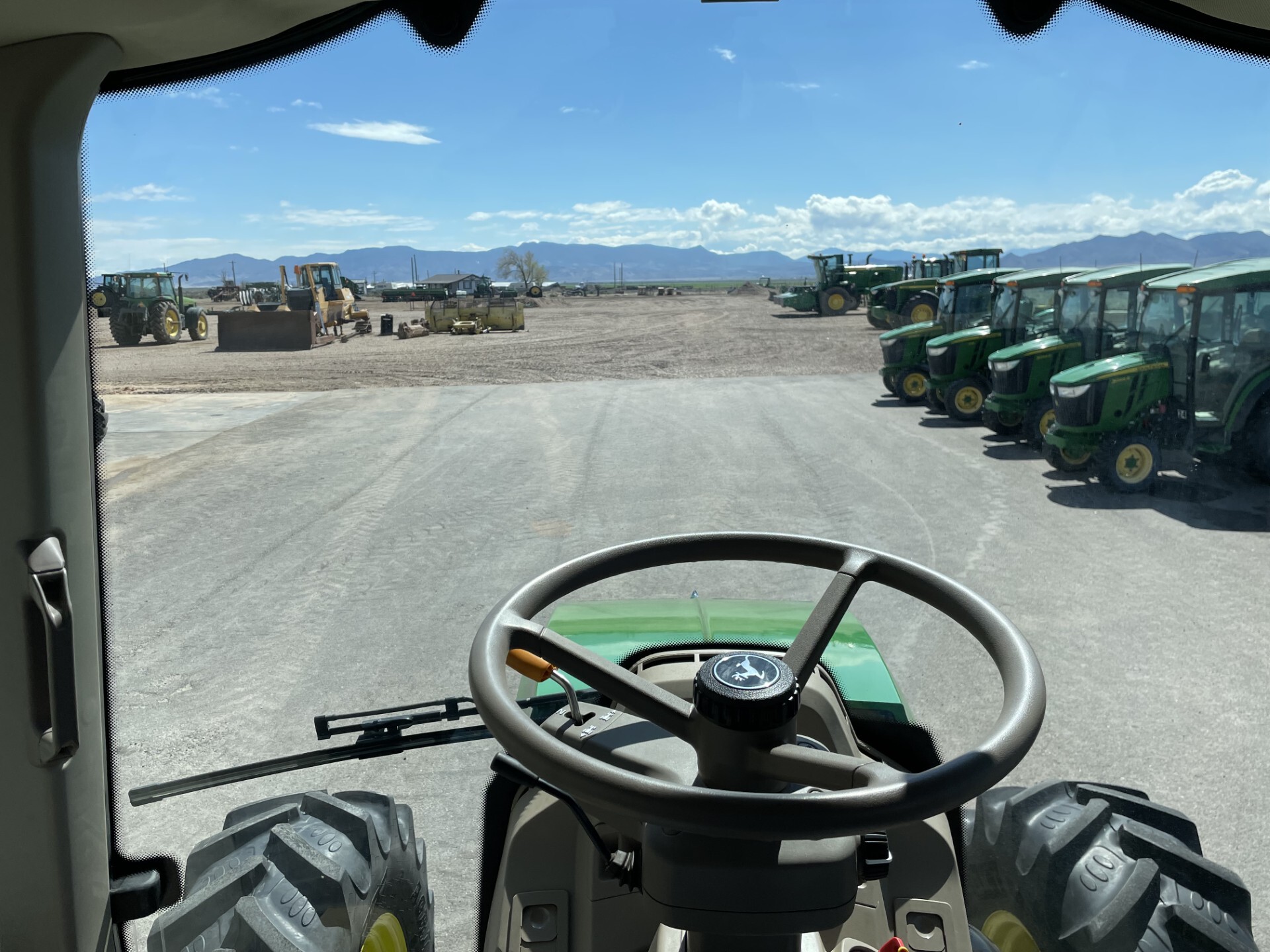 2023 John Deere 6110M Image 25