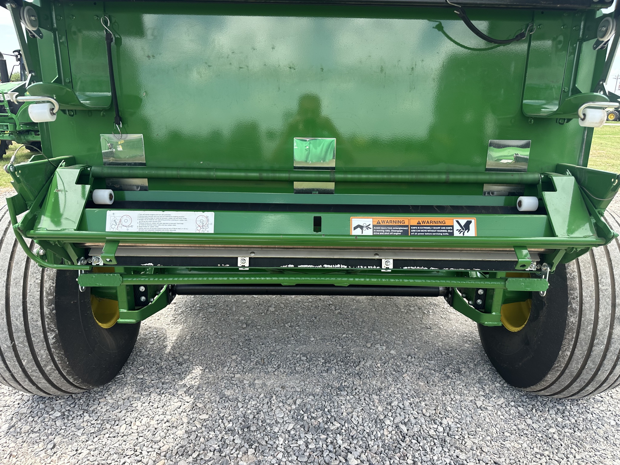2021 John Deere 560M Image 25