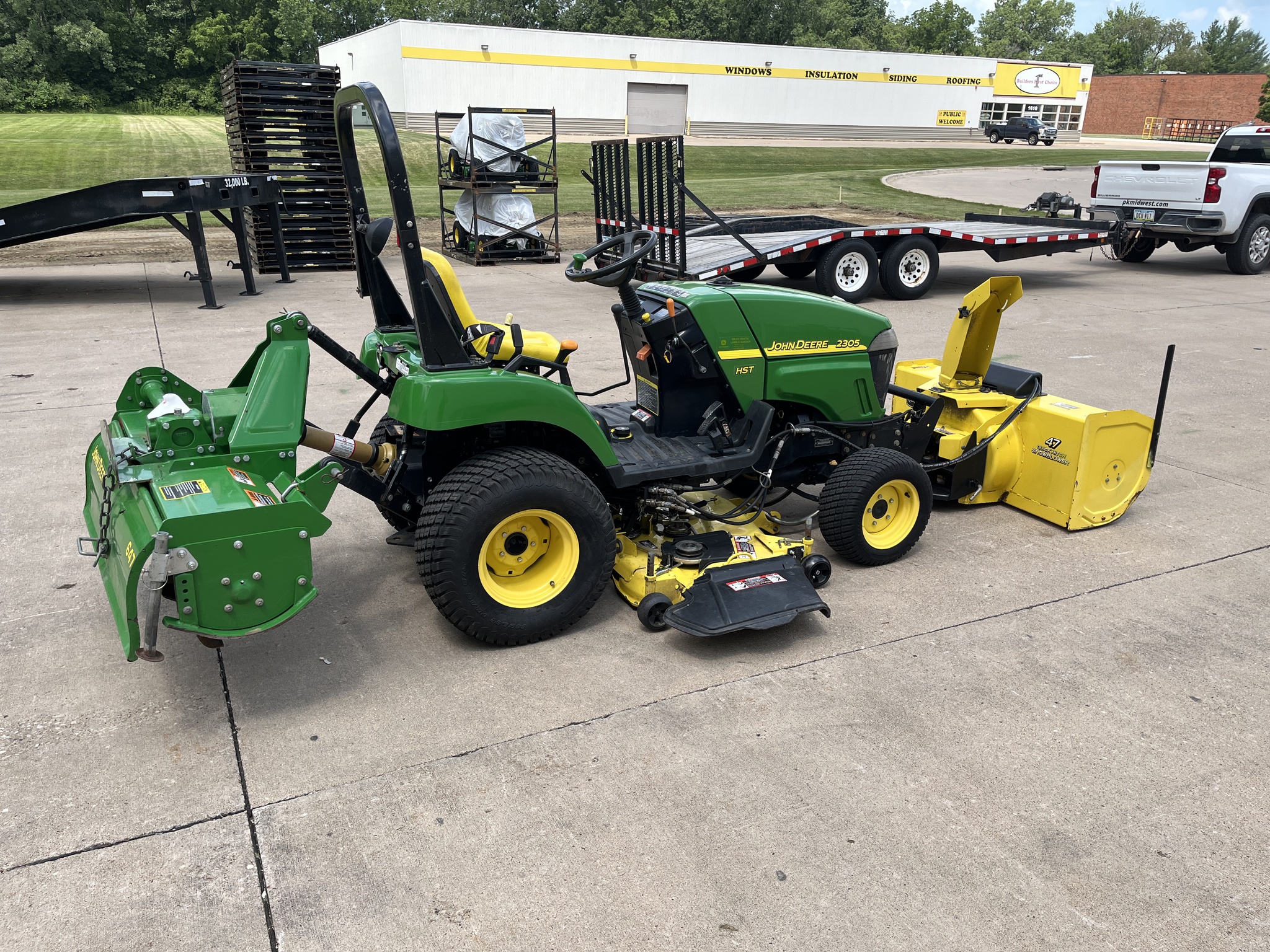 2008 John Deere 2305 Image 6