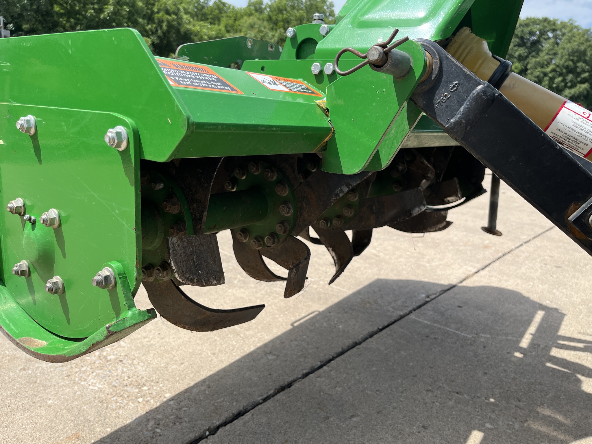 2008 John Deere 2305 Image 12