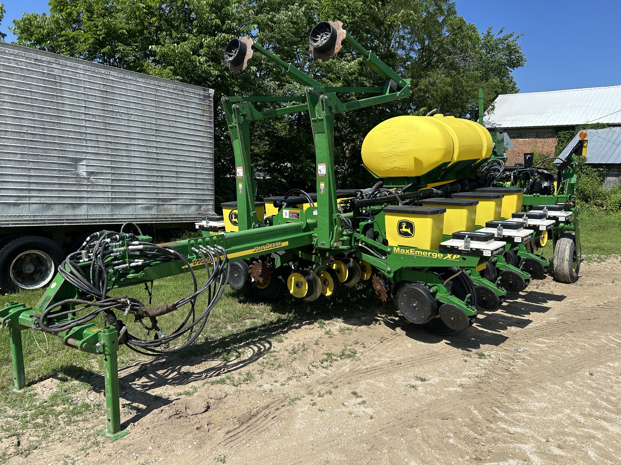 2012 John Deere 1770NT Image 1