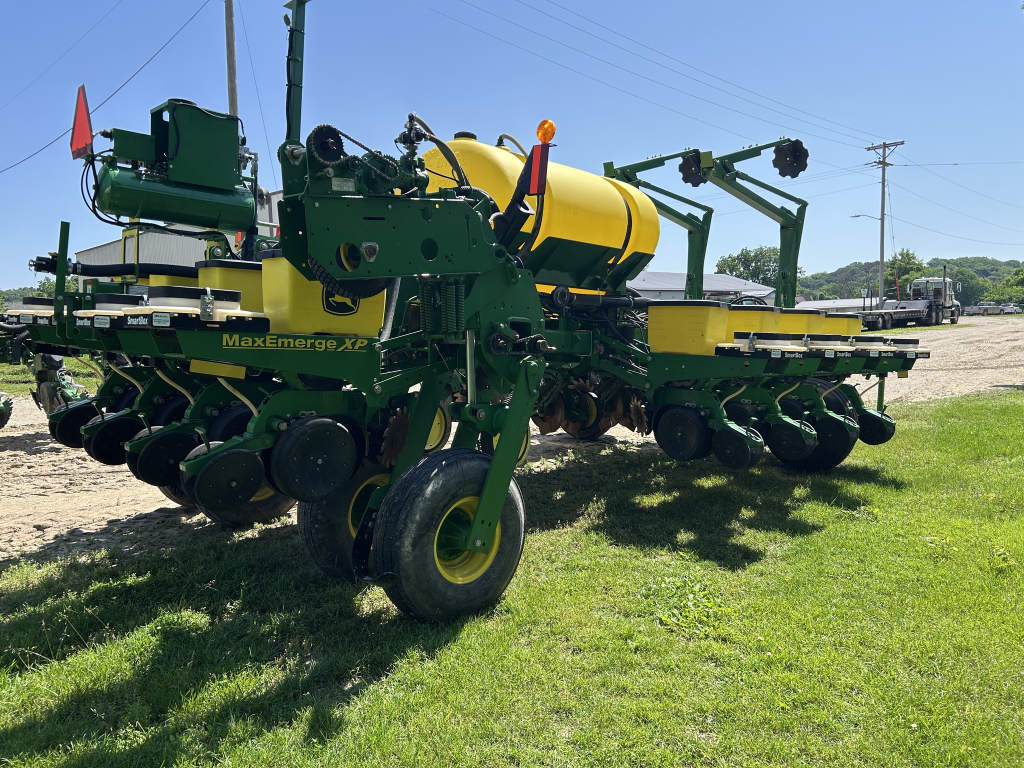 2012 John Deere 1770NT Image 3