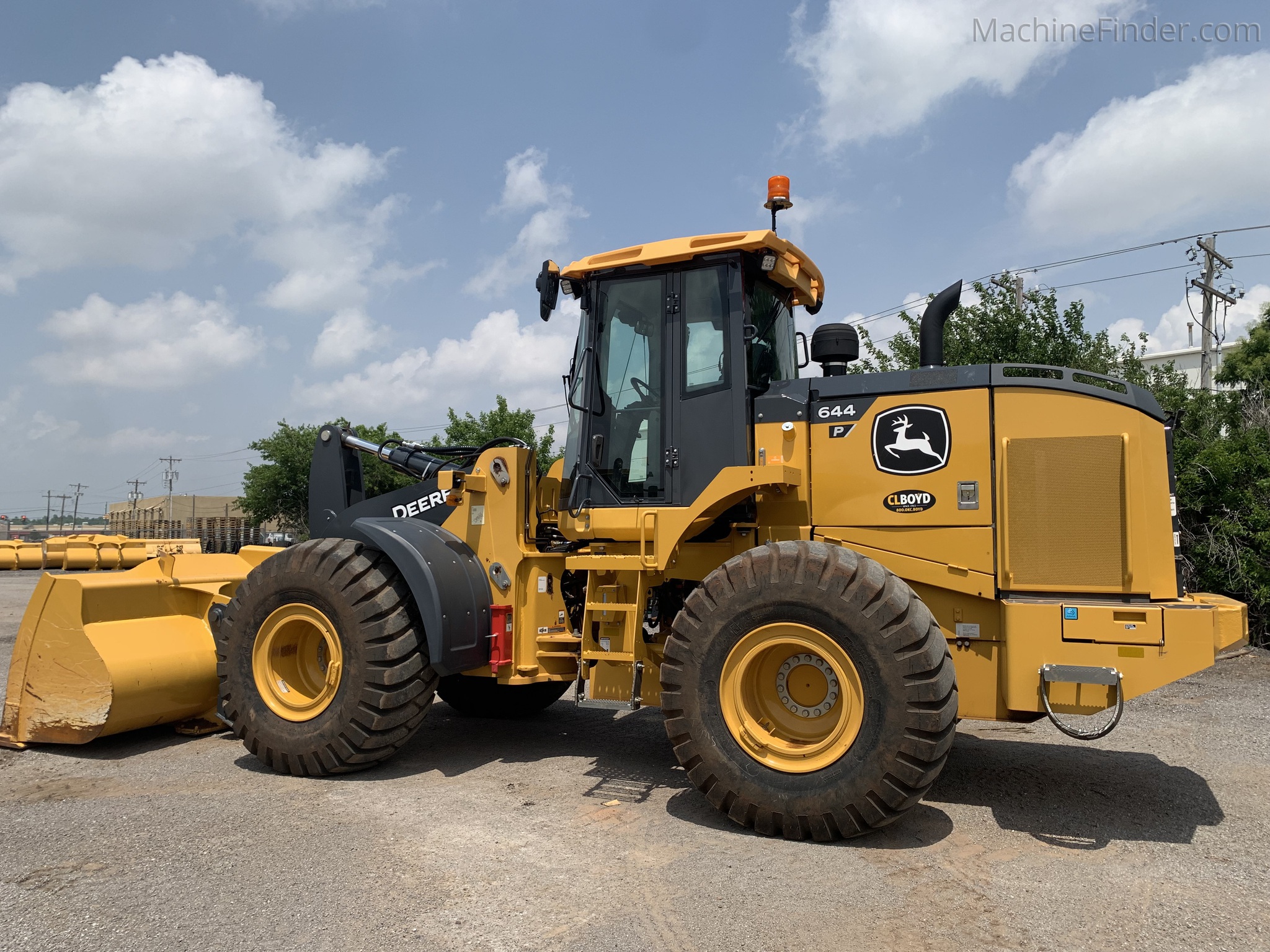 2022 John Deere 644 P | Wheel Loaders | MachineFinder