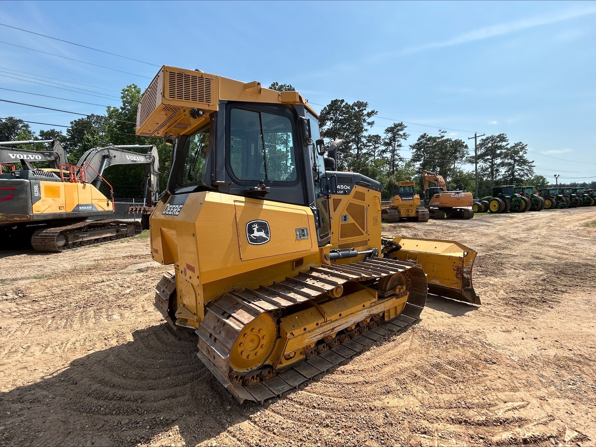 2019 John Deere 450K Image 3