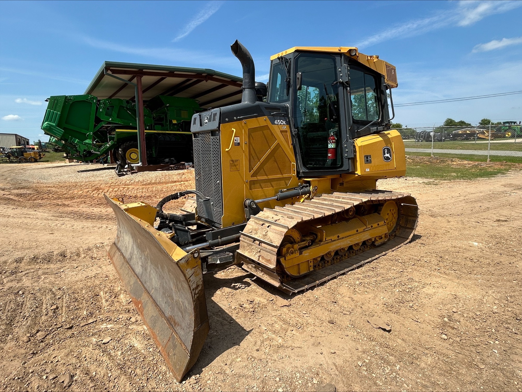 2019 John Deere 450K Image 1