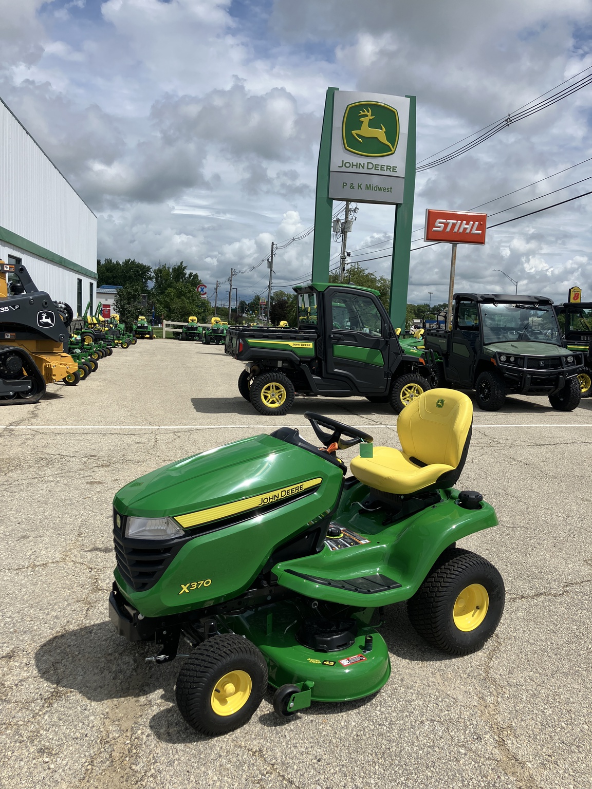 2024 John Deere X370 Image 1
