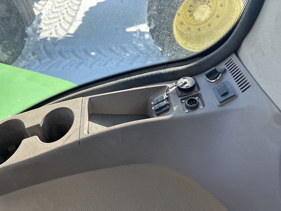 Used 2021 John Deere 9520R Articulated 4WD Tractors at Horizon Ag & Turf in Lloydminster, AB - Photo22