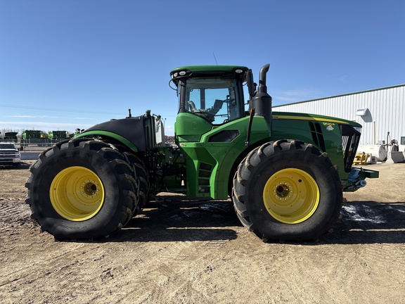 Used 2021 John Deere 9520R Articulated 4WD Tractors at Horizon Ag & Turf in Vermilion, AB - Photo4