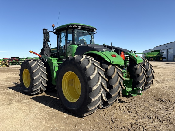 Used 2021 John Deere 9520R Articulated 4WD Tractors at Horizon Ag & Turf in Vermilion, AB - Photo6