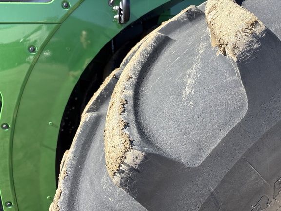 Used 2021 John Deere 9520R Articulated 4WD Tractors at Horizon Ag & Turf in Vermilion, AB - Photo13
