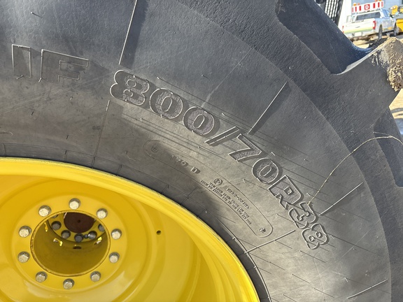 Used 2021 John Deere 9520R Articulated 4WD Tractors at Horizon Ag & Turf in Vermilion, AB - Photo12