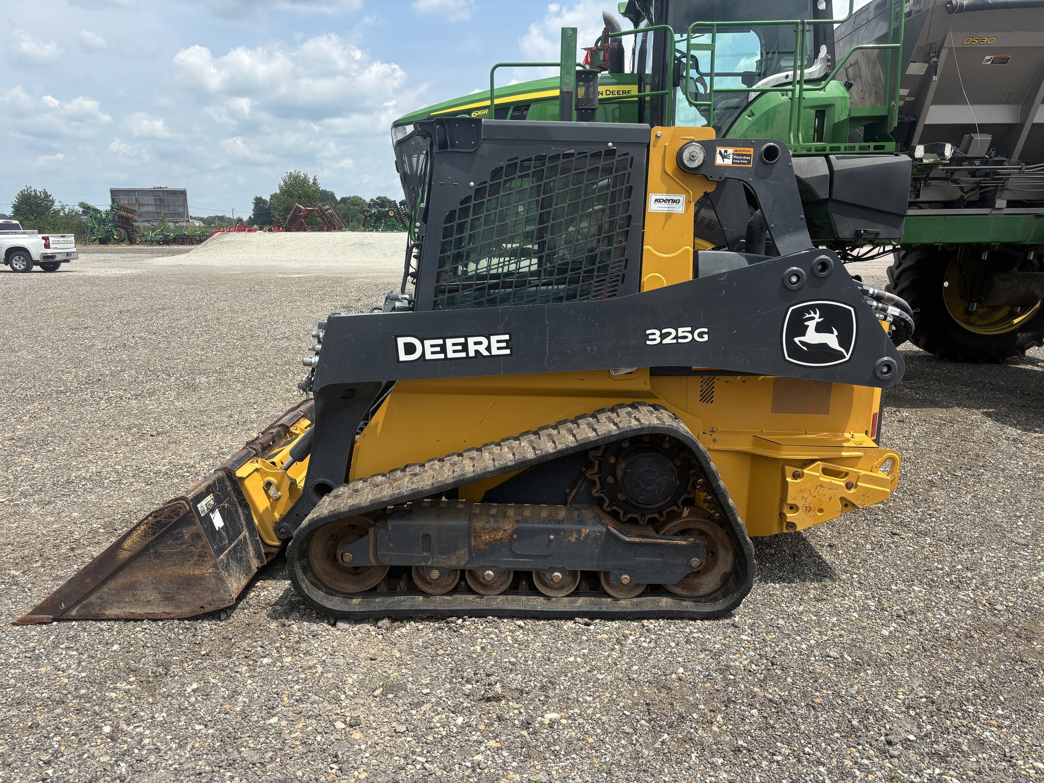 Used 2023 John Deere 325G Compact Track Loaders at Koenig Equipment in Greenfield, IN - PhotoXL5