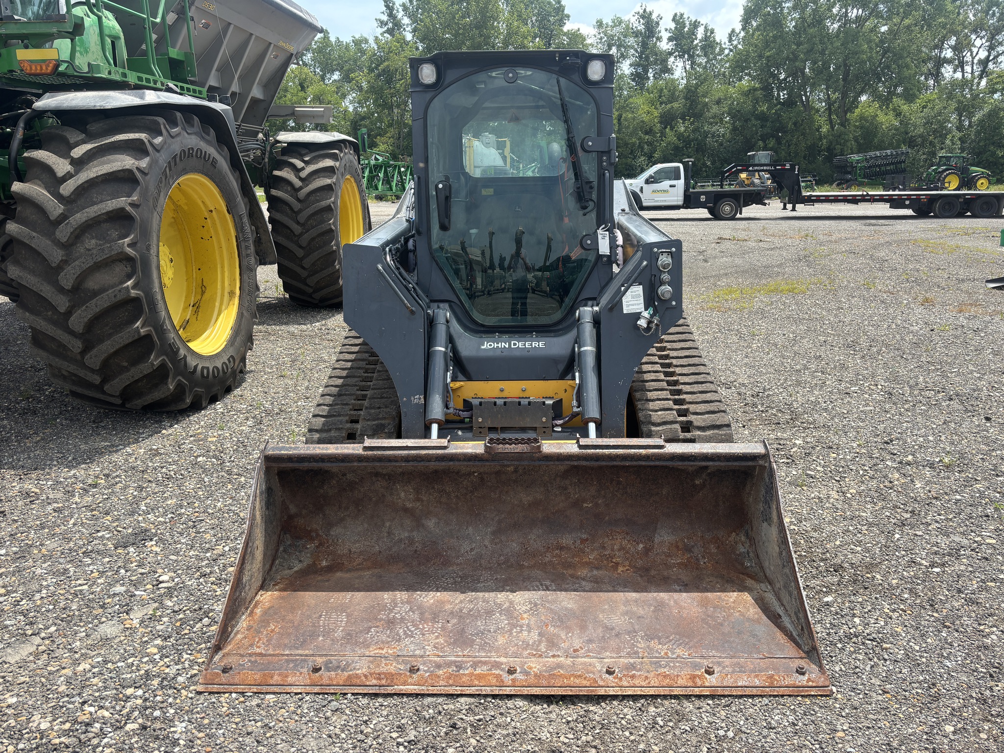 Used 2023 John Deere 325G Compact Track Loaders at Koenig Equipment in Greenfield, IN - PhotoXL7
