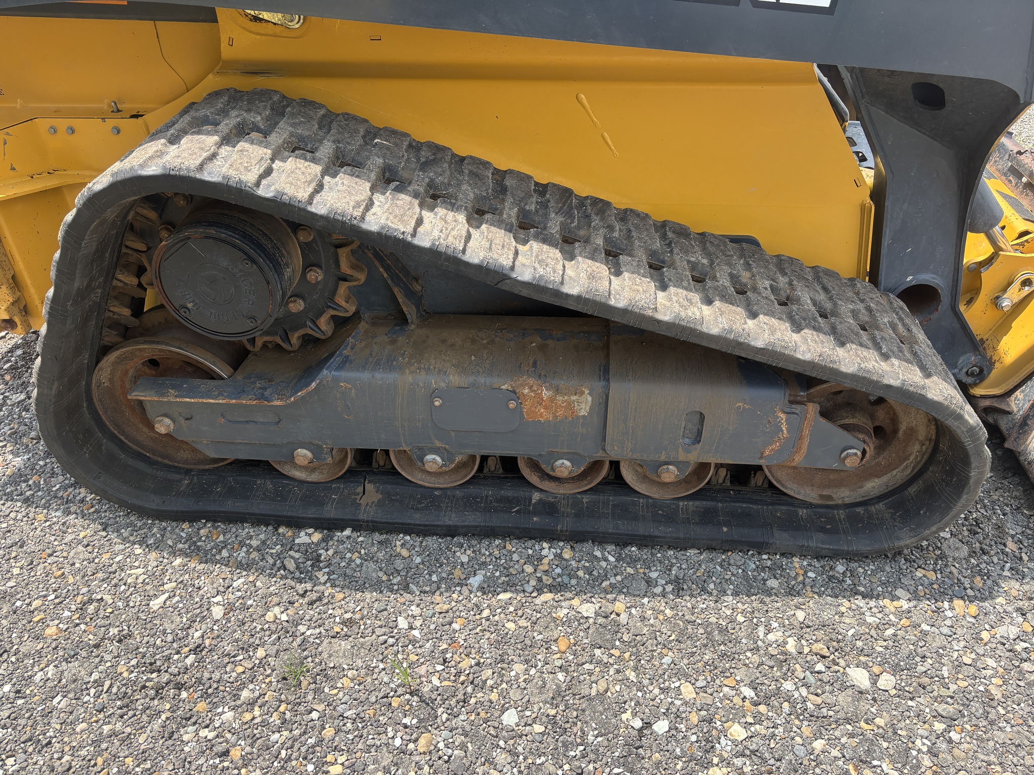 Used 2023 John Deere 325G Compact Track Loaders at Koenig Equipment in Greenfield, IN - PhotoXL14