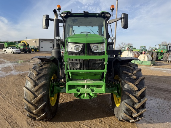 2025 John Deere 6R 165 - Photo8