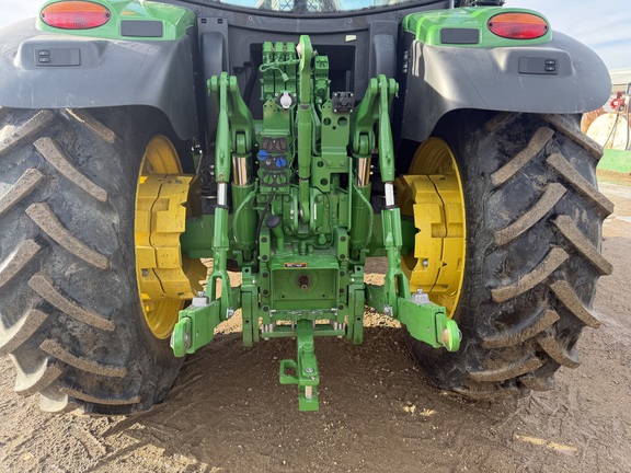 2025 John Deere 6R 165 - Photo24