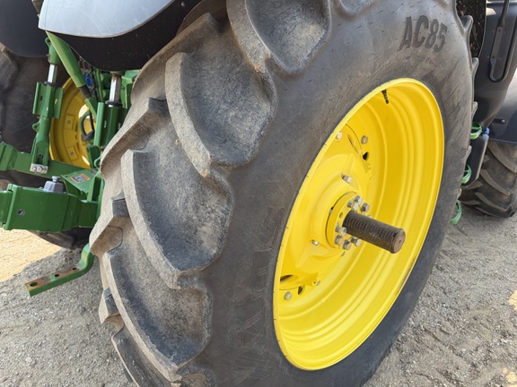 2025 John Deere 6R 165 - Photo15