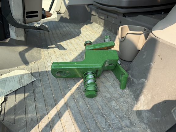 2025 John Deere 6R 165 - Photo28