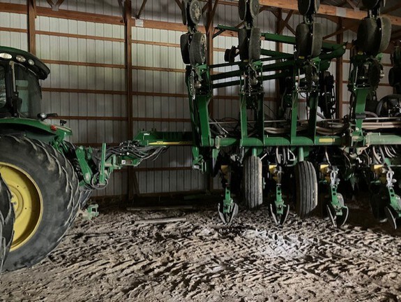 2014 John-Deere 1790