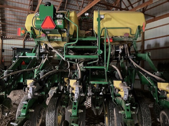 2014 John-Deere 1790