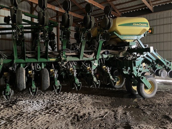 2014 John-Deere 1790