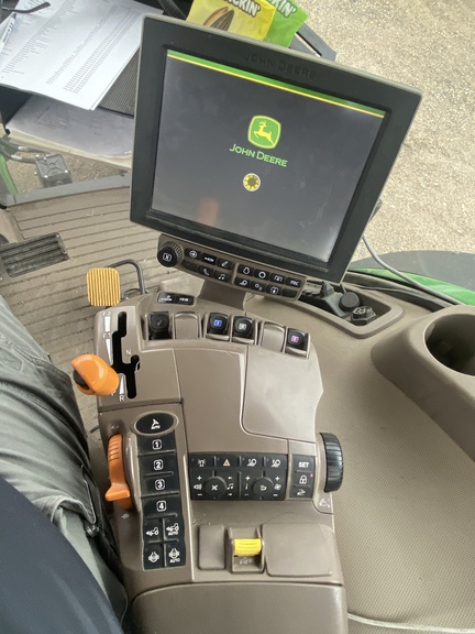 2019 John Deere 8320R - Photo26