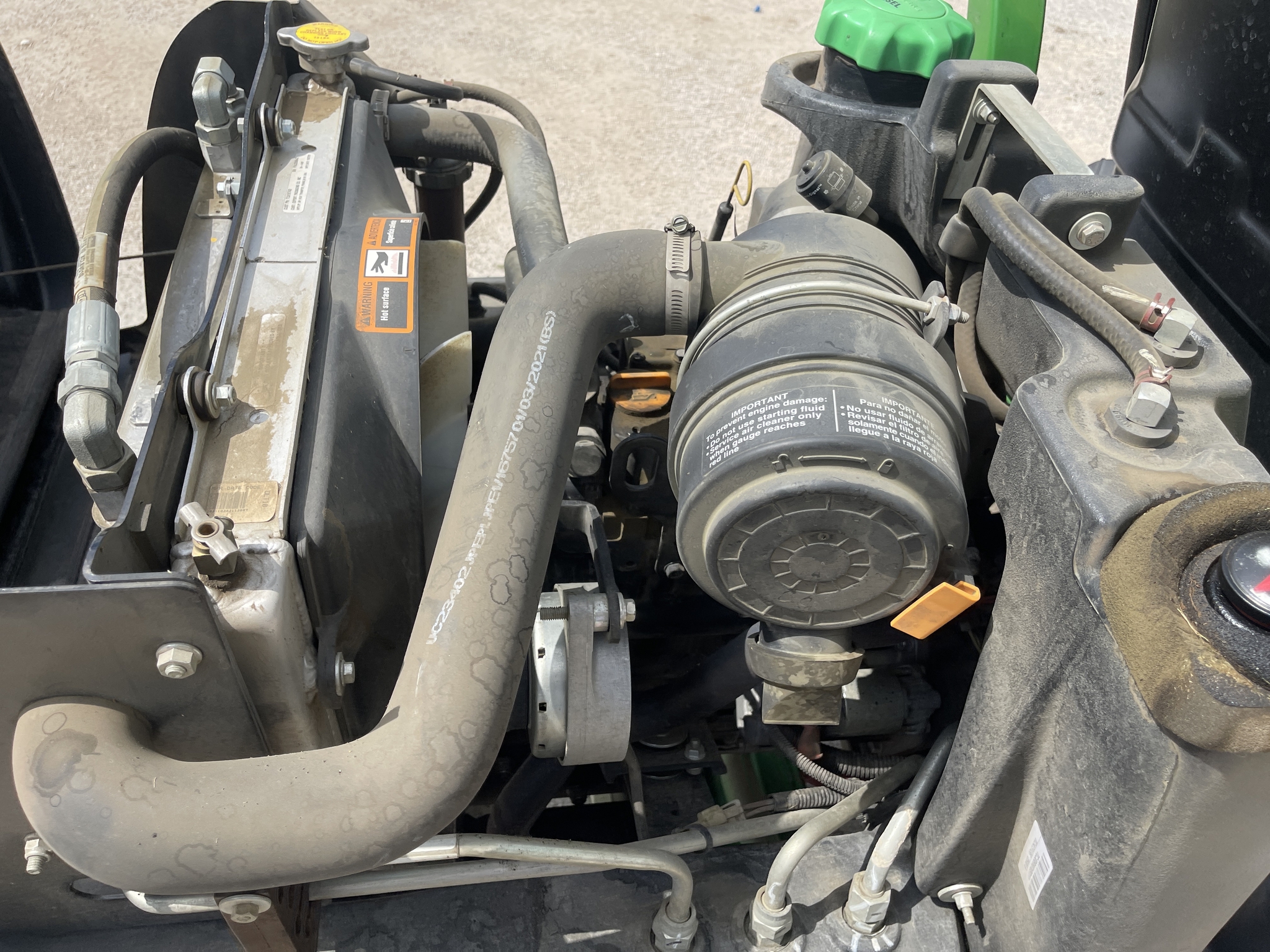 2022 John Deere 2550 Image 17