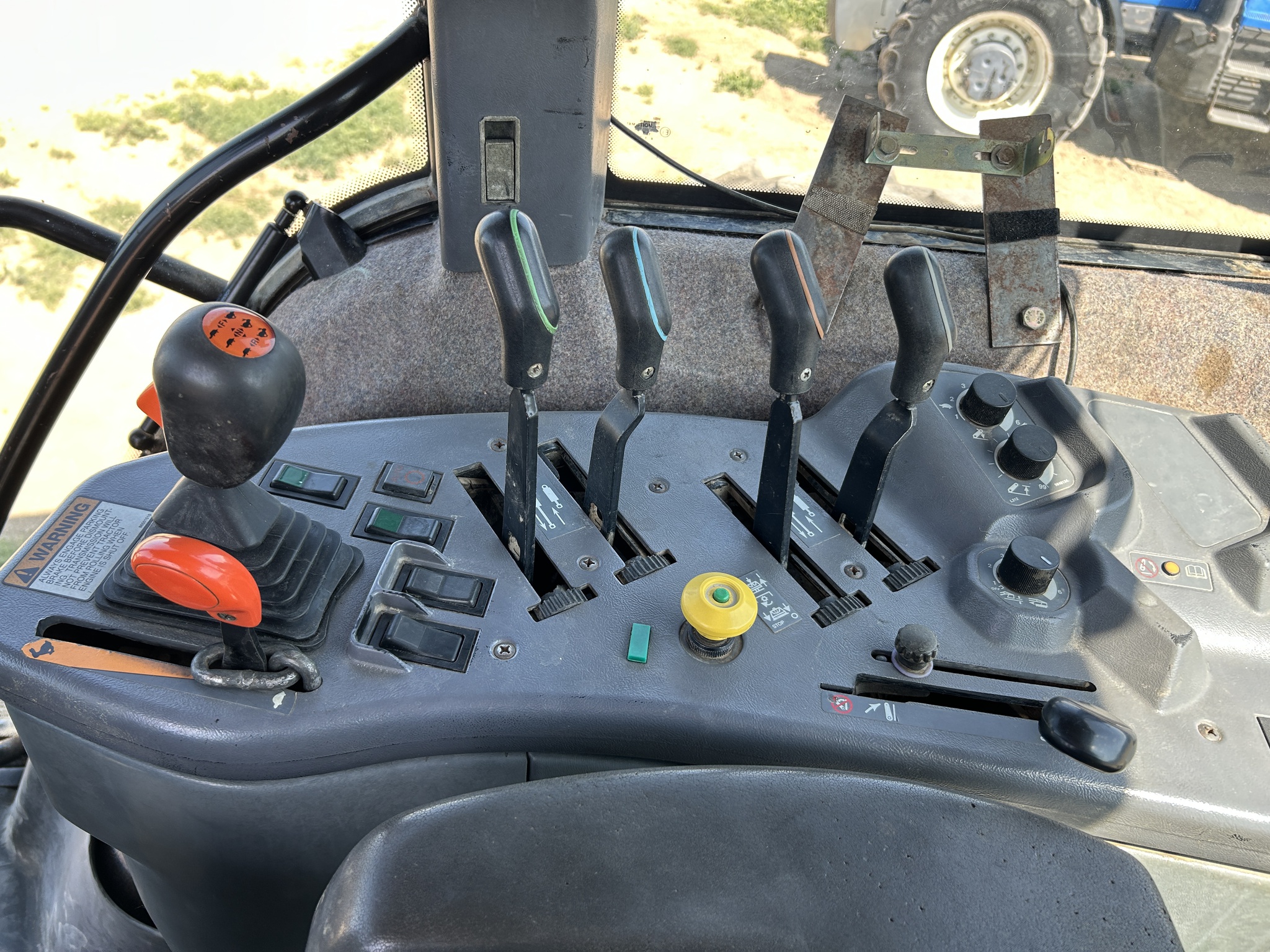1994 Ford-New Holland 8970 Image 13