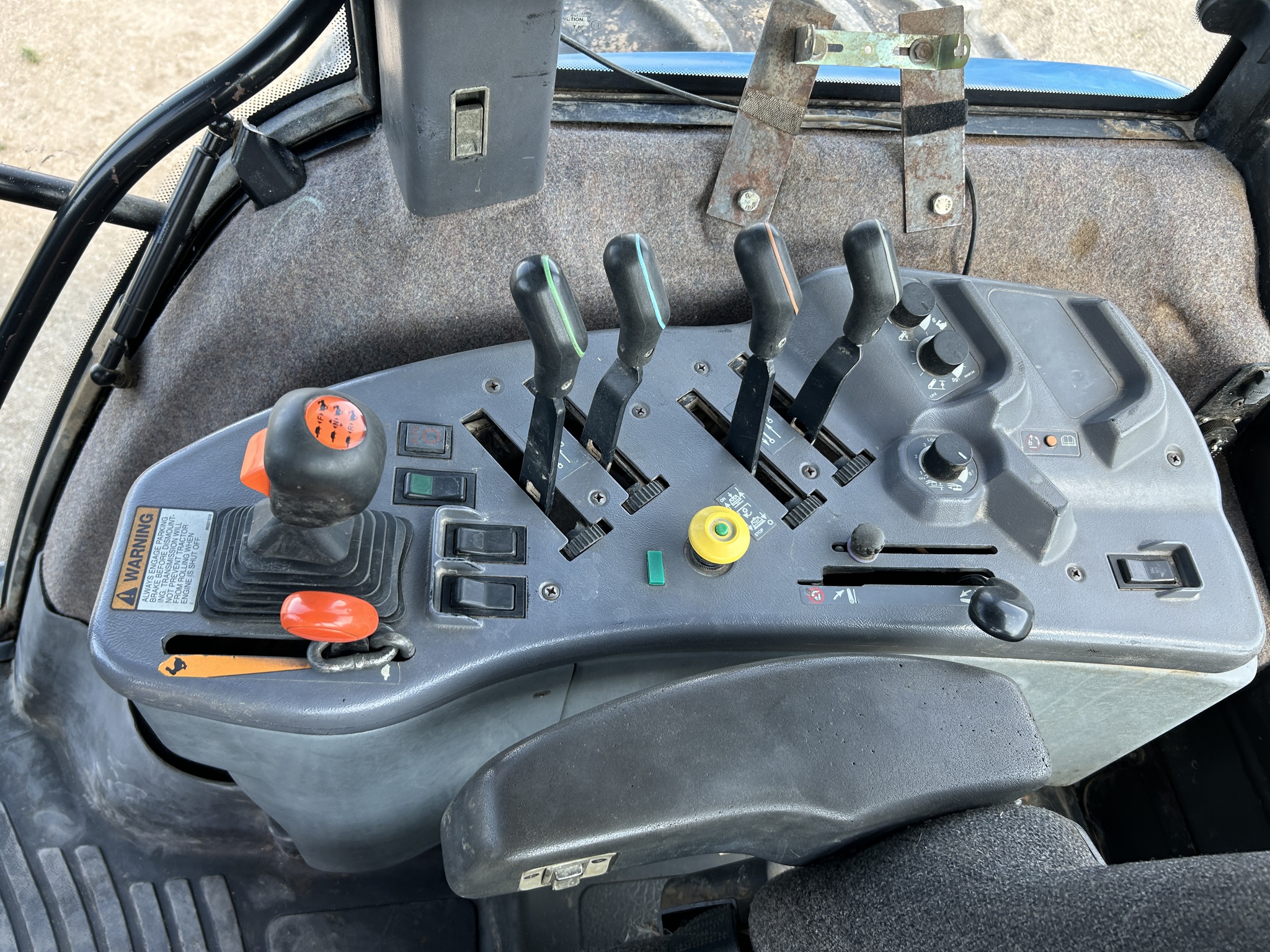 1994 Ford-New Holland 8970 Image 11