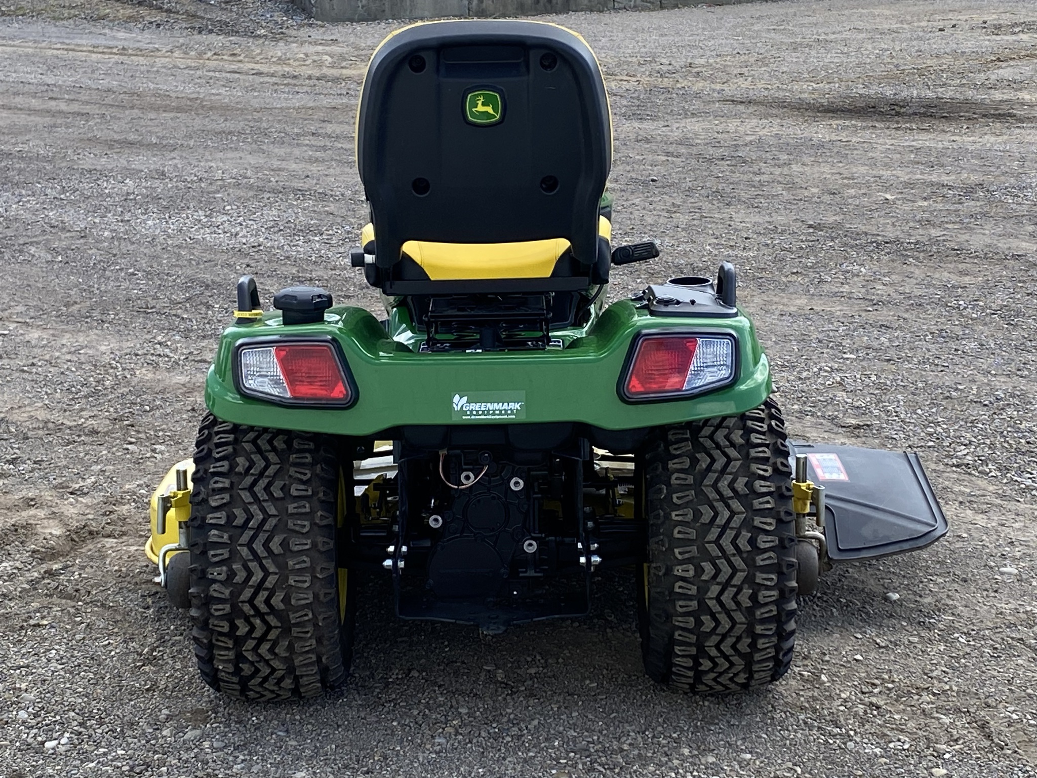 2022 John Deere X738 Image 4