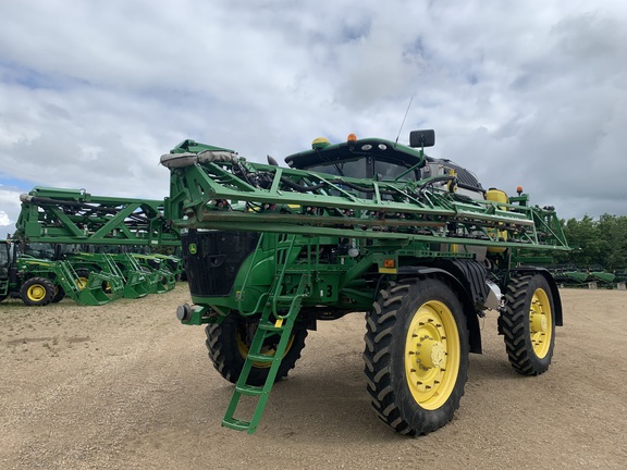 Photo of a 2015 John Deere R4045
