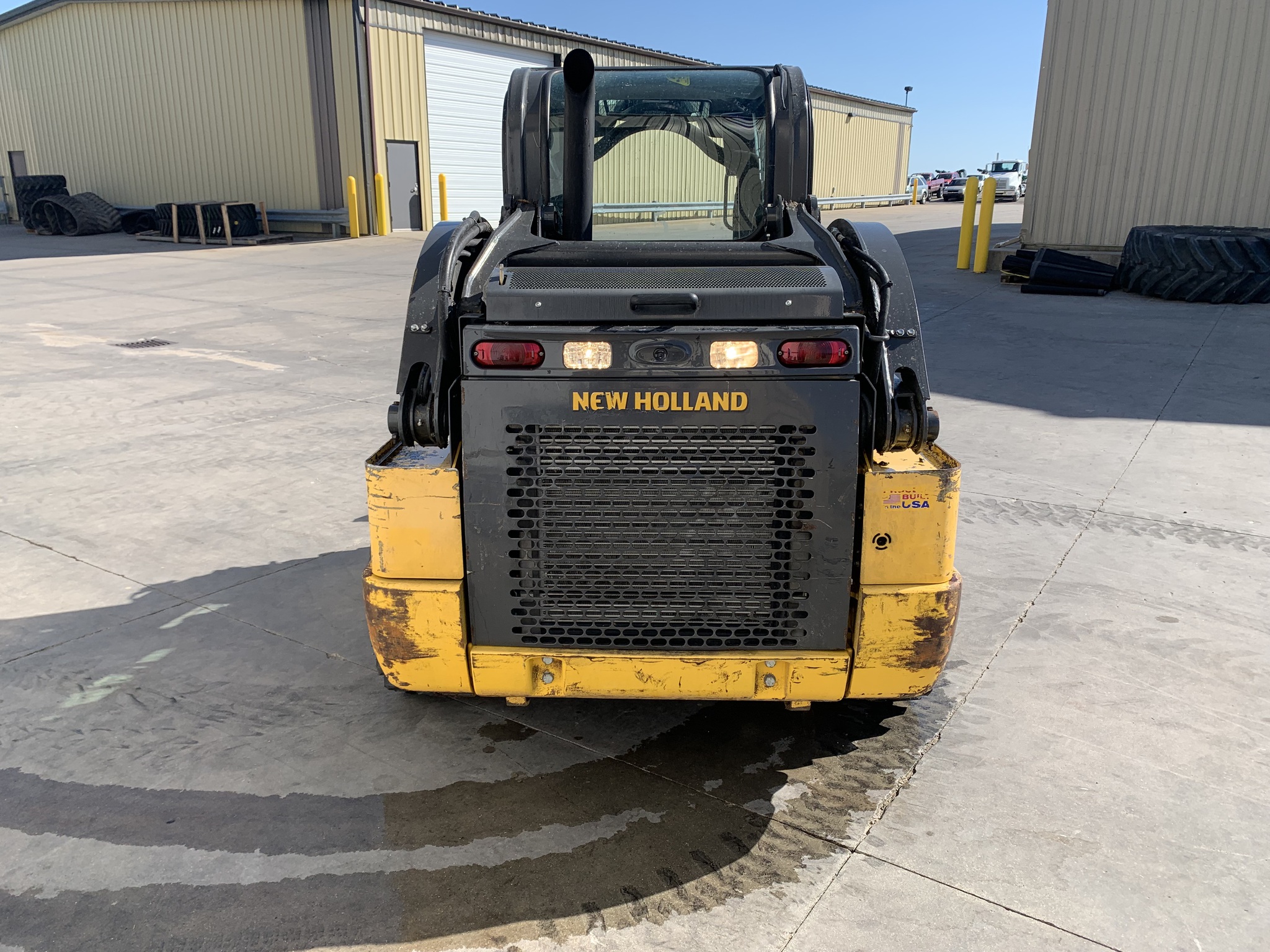 2023 New Holland L320 Image 4