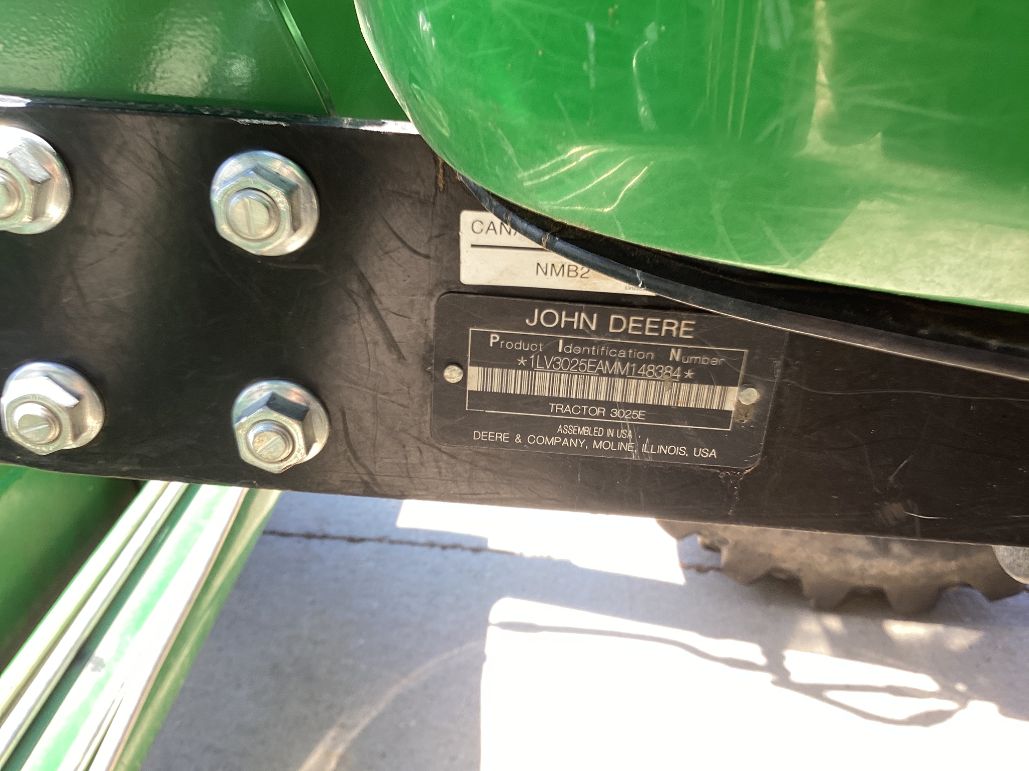 2021 John Deere 3025E Image 26