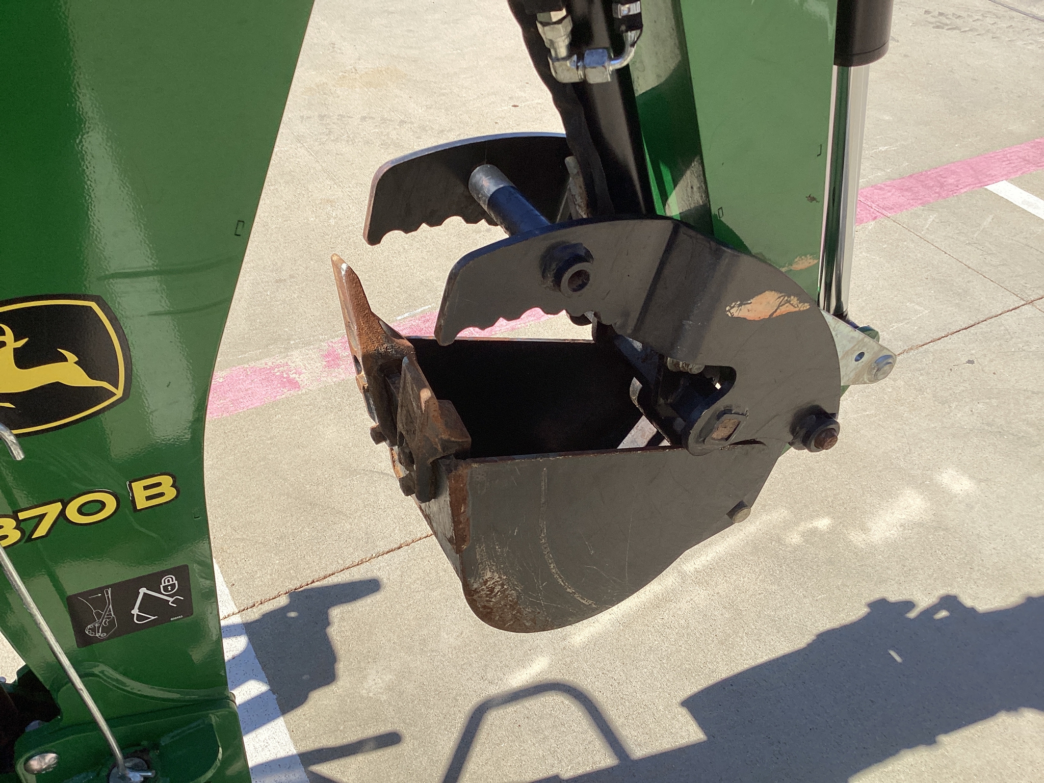 2021 John Deere 3025E Image 16