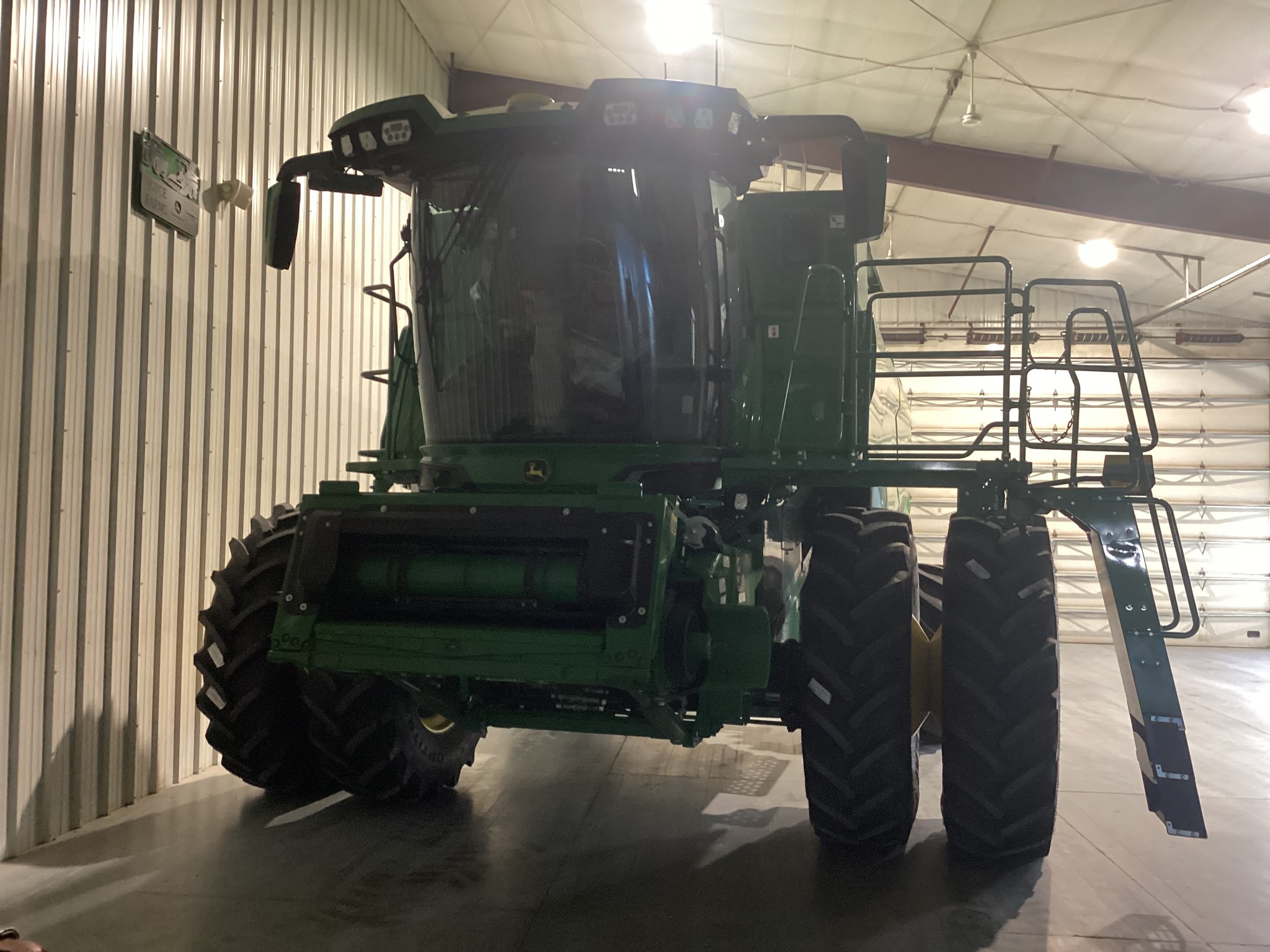 2025 John Deere S7 800 Image 4