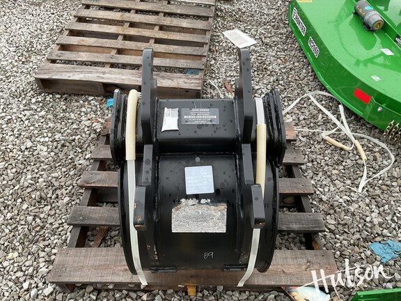 Photo of 2024 John Deere BYT10989