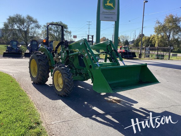 Photo of 2024 John Deere 5067E