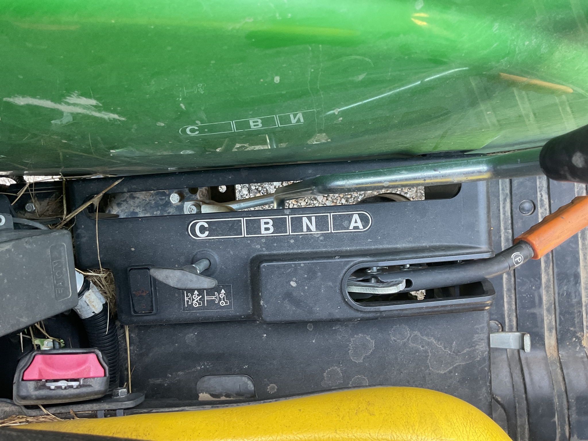 2022 John Deere 4066R Image 11