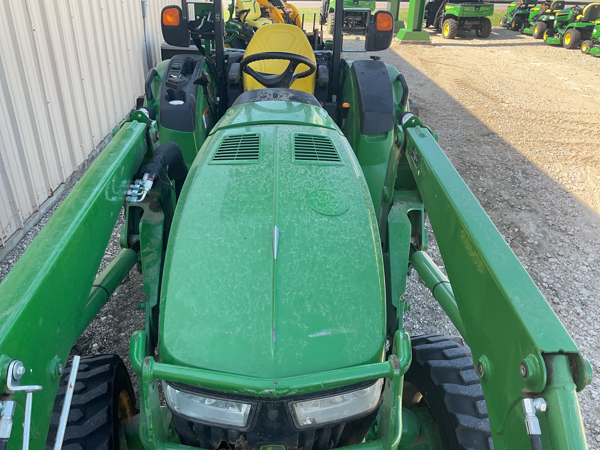 2022 John Deere 4066R Image 19