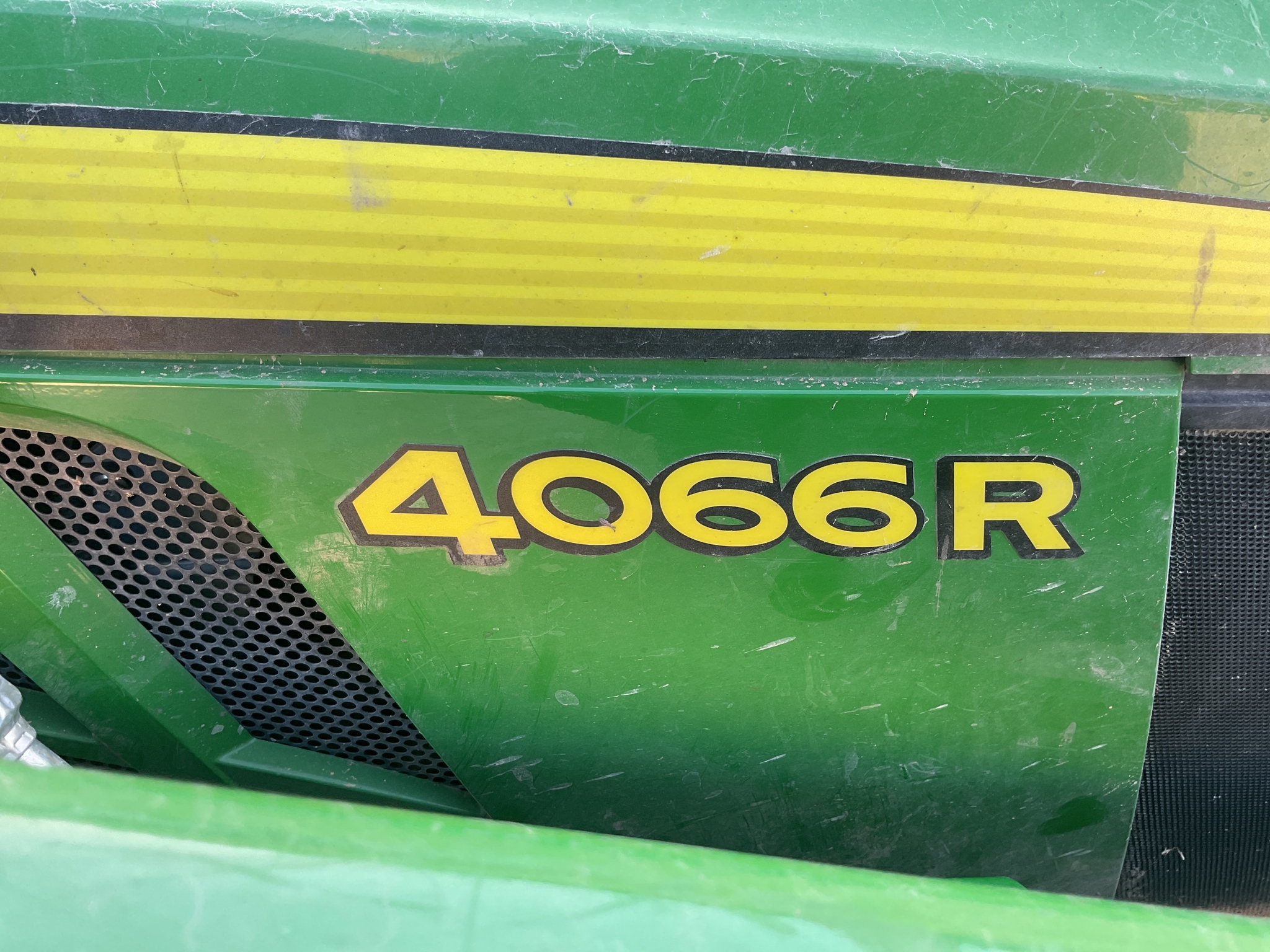 2022 John Deere 4066R Image 27