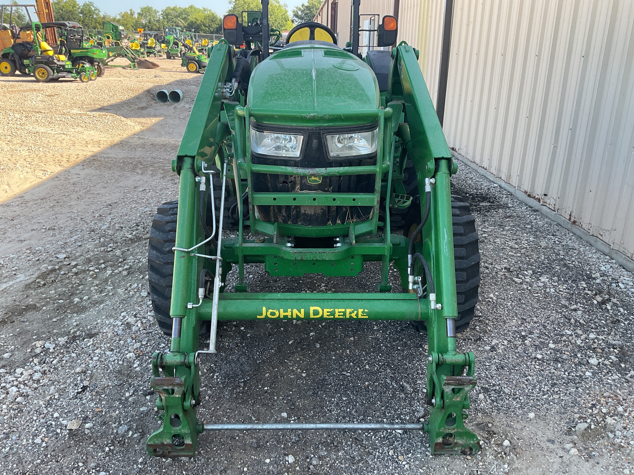 2022 John Deere 4066R Image 3