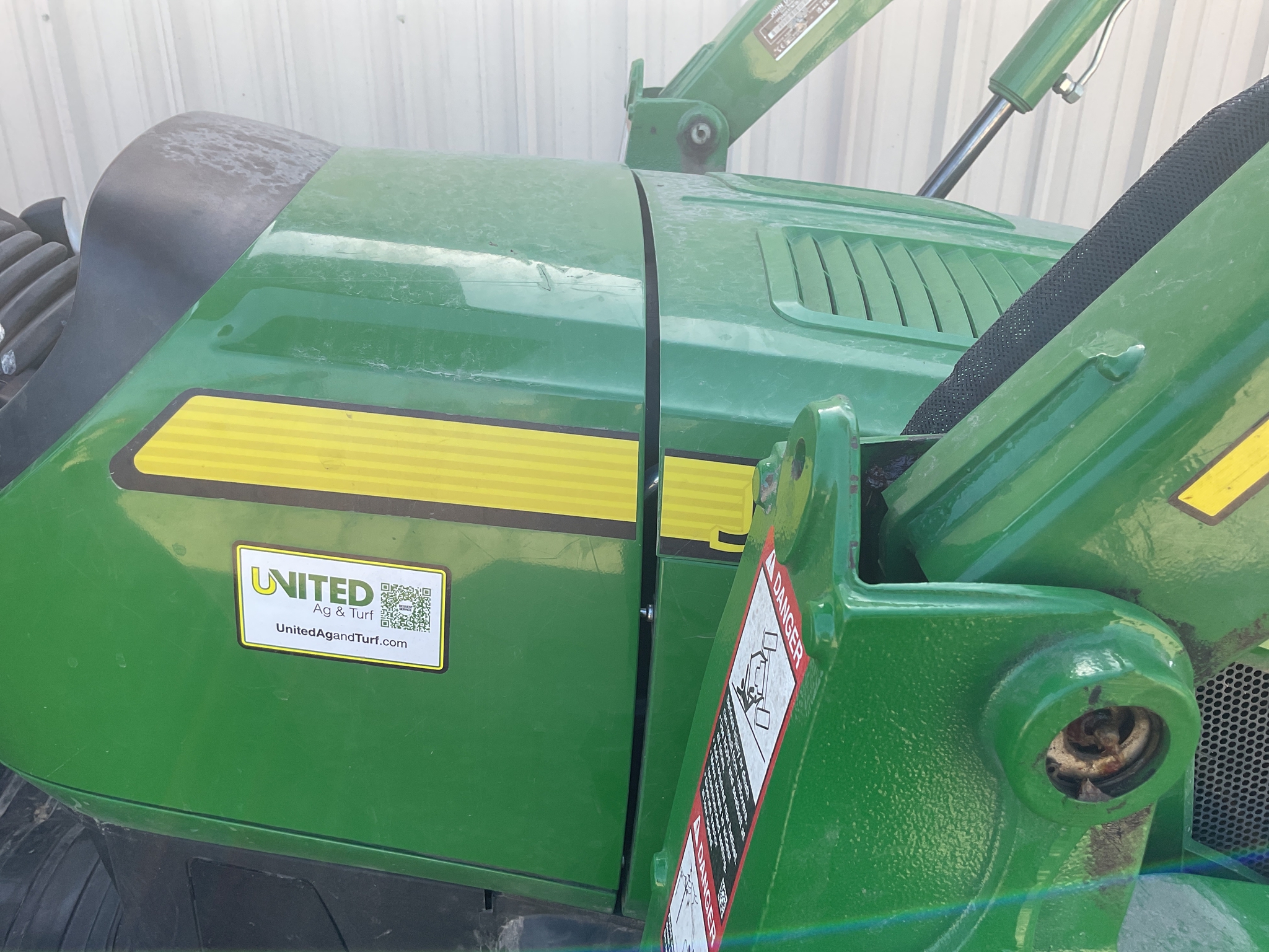 2022 John Deere 4066R Image 14