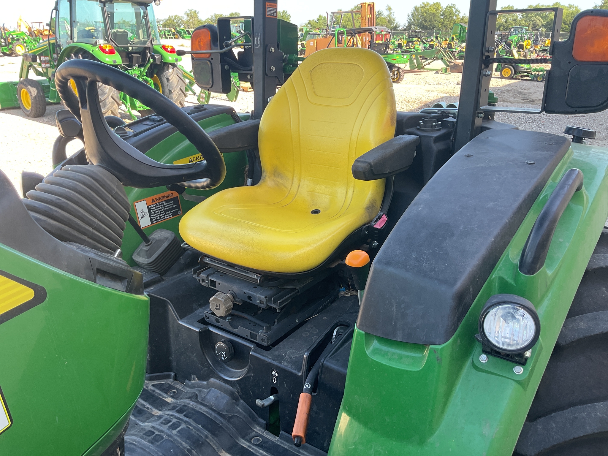 2022 John Deere 4066R Image 7