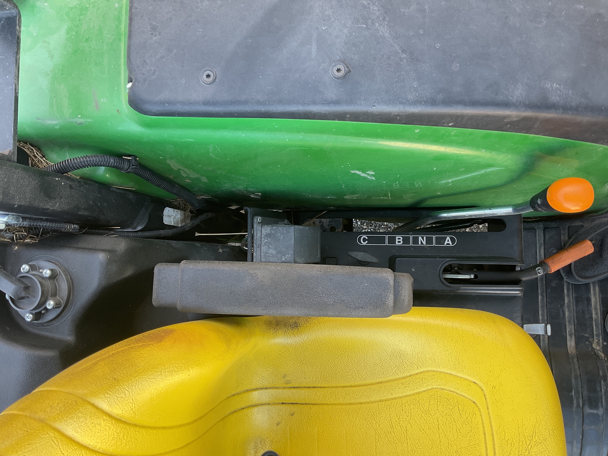 2022 John Deere 4066R Image 12