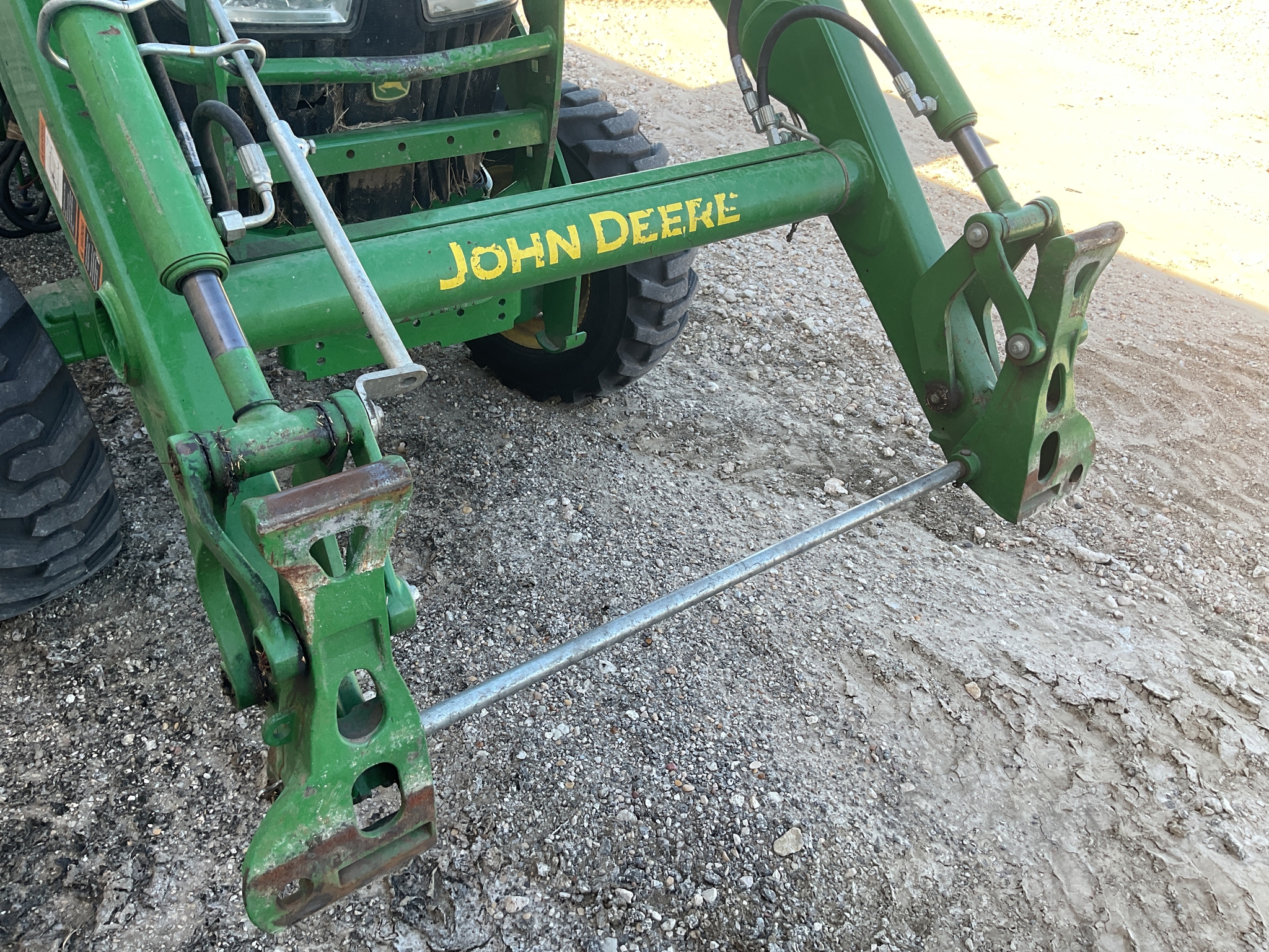 2022 John Deere 4066R Image 22